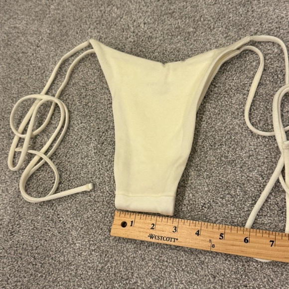 OneOne Swimwear Free People Ariel Bottom Ivory Side Ties Adjustable size XS NWOT - Picture 10 of 10